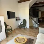 Maison Charmante Village Ferienhaus *