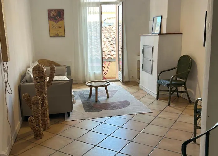בית נופש Maison Charmante Village *