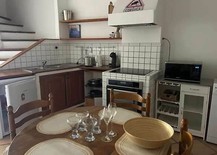 בית נופש Maison Charmante Village *